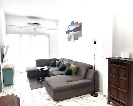 Apartment En Planta Baja Cerca De La Playa En Badalona