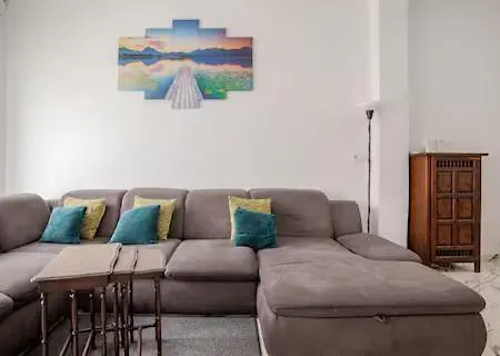 En Planta Baja Cerca De La Playa En Apartment *