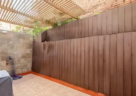 En Planta Baja Cerca De La Playa En *